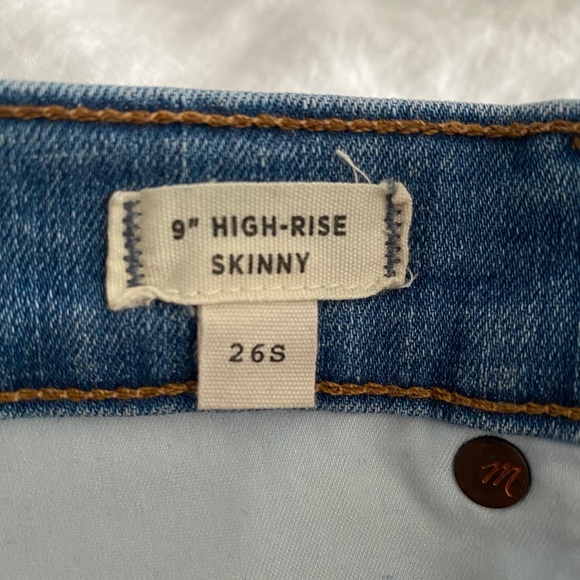 Madewell Skinny Jeans - Picture 2 of 5